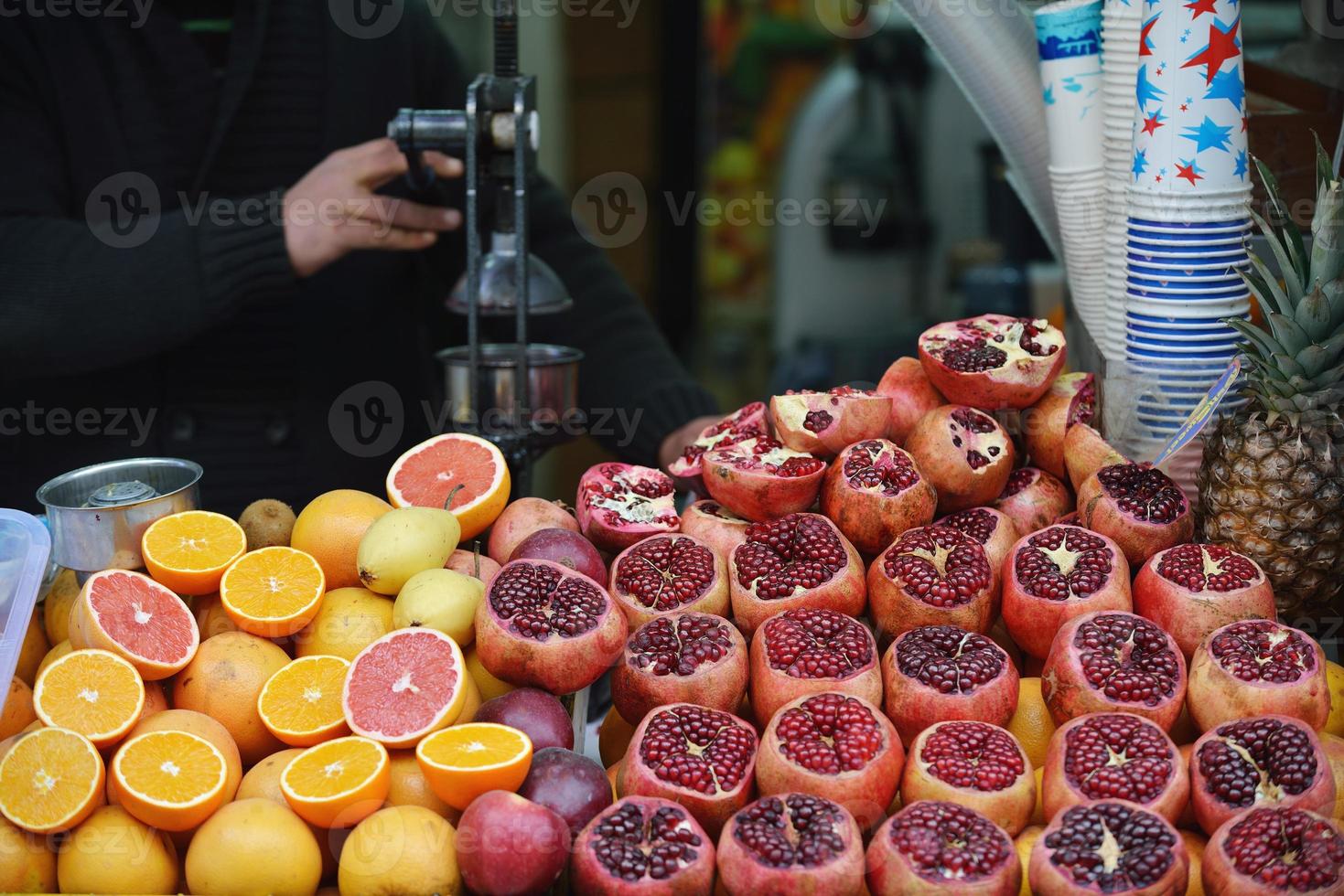 färgrik visa av frukt foto