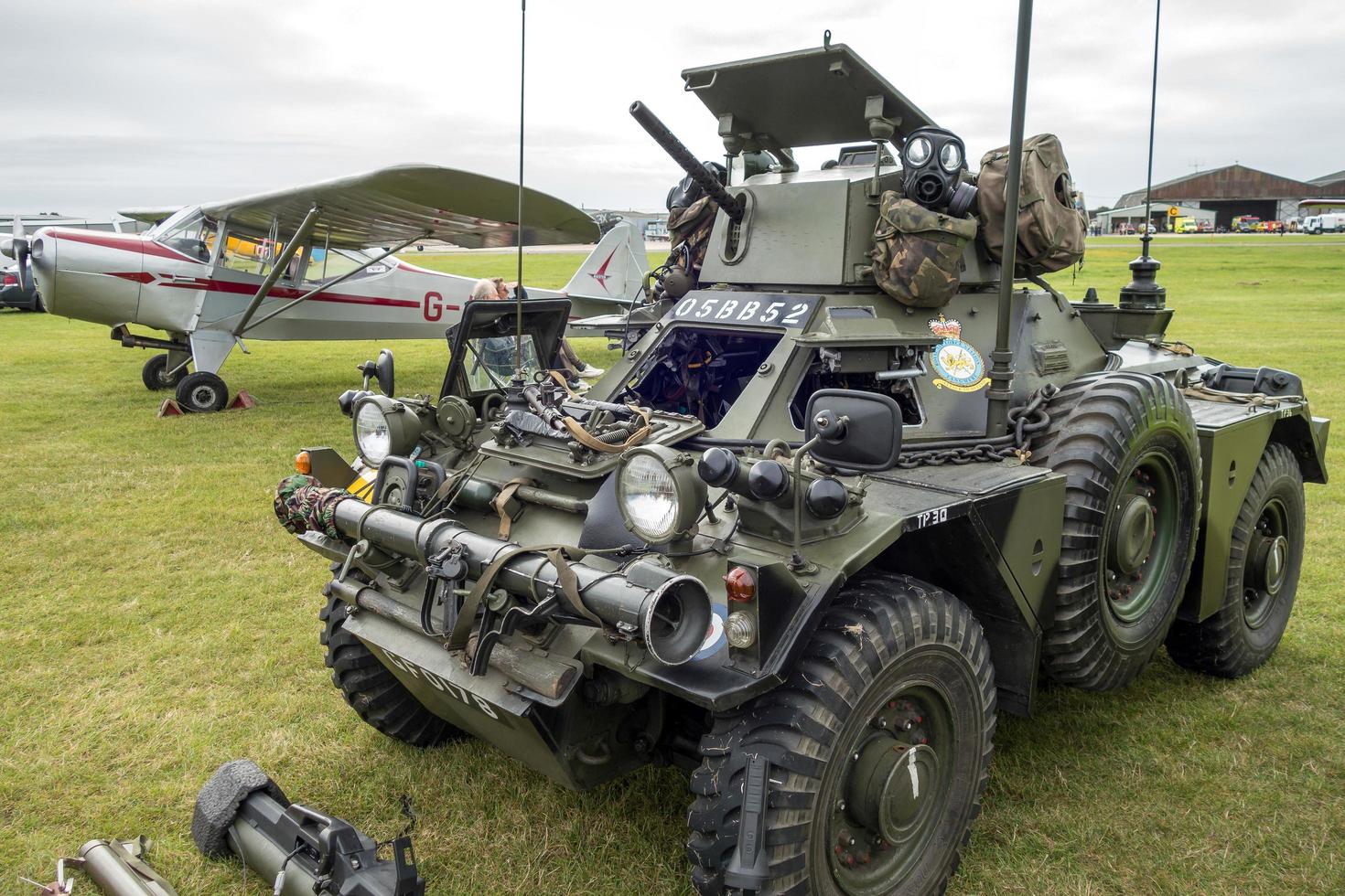 shoreham-by-sea, väst sussex, Storbritannien, 2014. daimler snoka spana bil på de krigstid återupprättande på shoreham flyguppvisning på augusti 30, 2014 foto