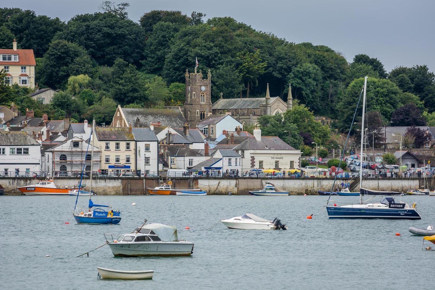 Appledore, devon, Storbritannien - augusti 14. båtar förtöjd av appledore i devon på augusti 14, 2013. oidentifierad människor. foto