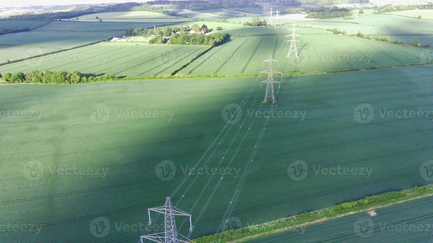 flygbilder och hög vinkelvy av brittisk landsbygd, drönares bilder foto