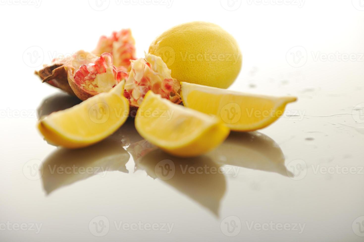 granatäpple och citron- foto