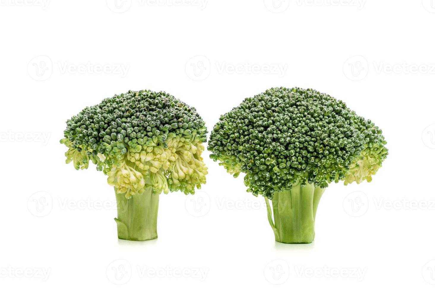 broccoli isolerad på vit bakgrund foto