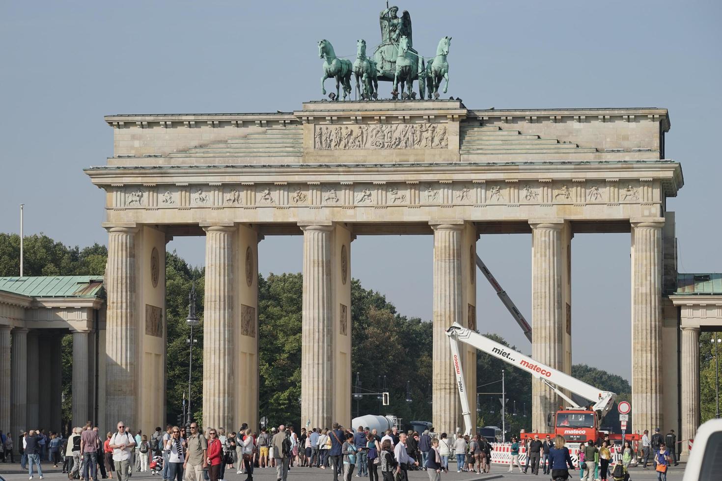 berlin, Tyskland - september 15, 2014. de Brandenburg Port monument i berlin på september 15, 2014 foto
