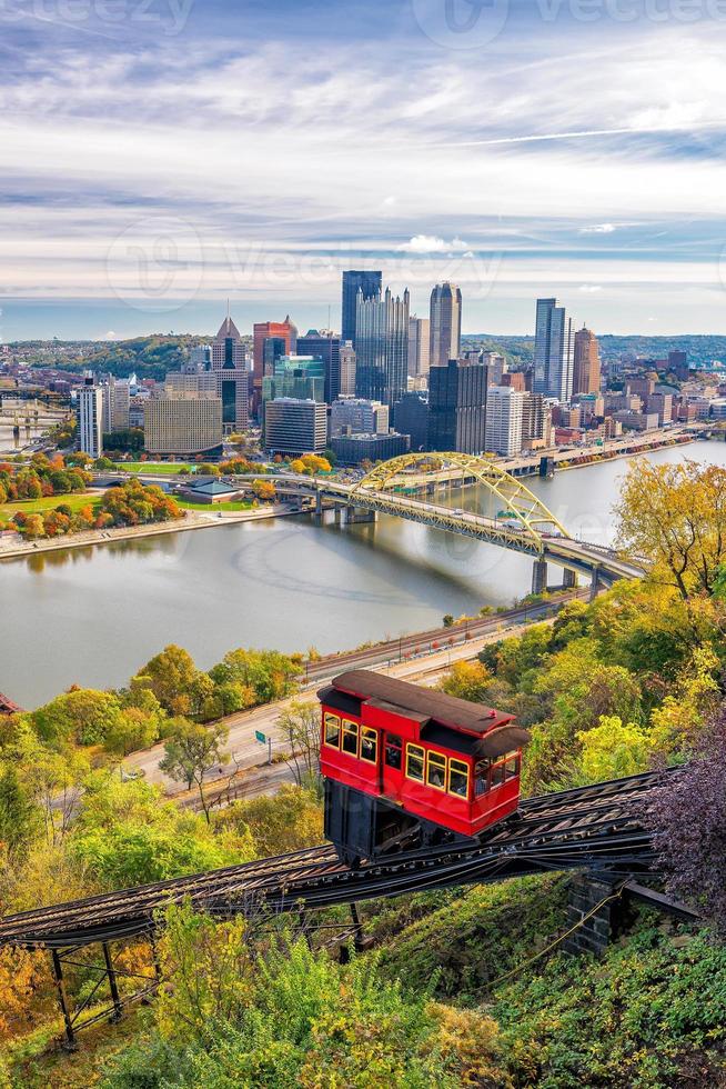 utsikt över centrala pittsburgh foto