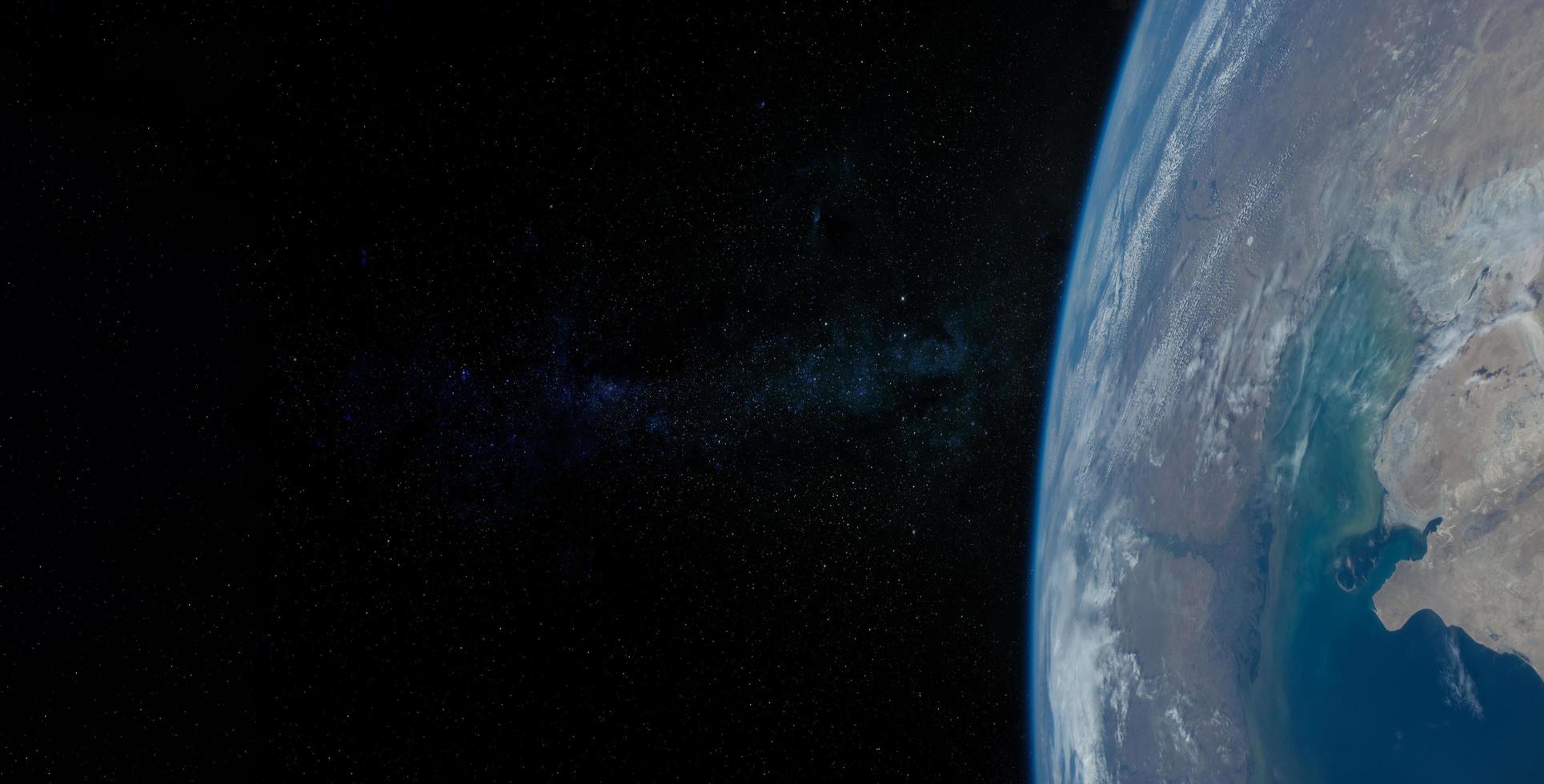 planeten jorden på rymden bakgrund. delar av denna bild från nasa. foto