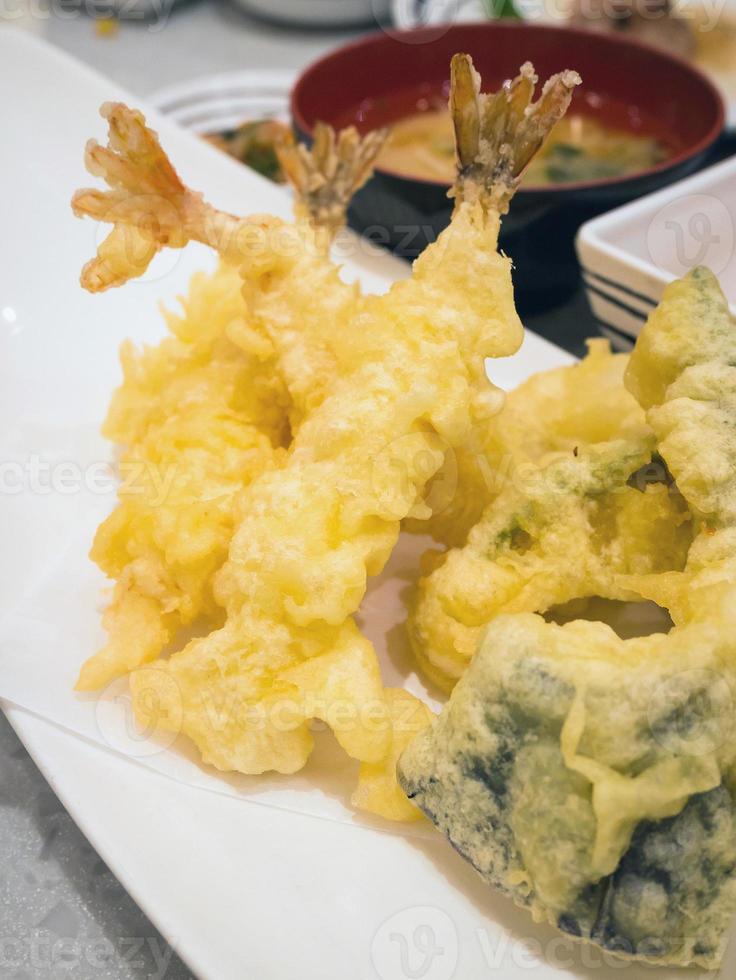 räkor tempura japanska köket foto