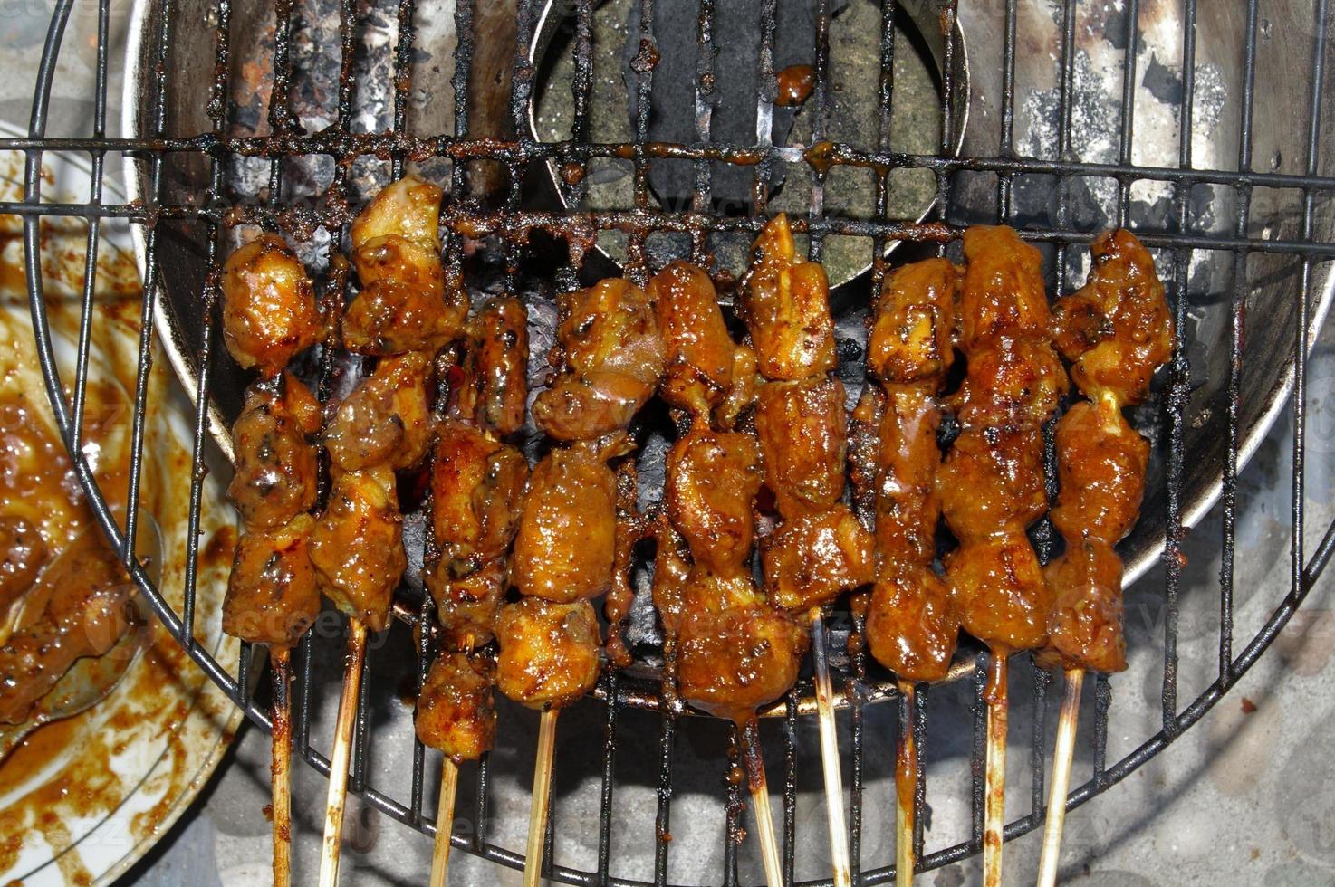 chiken satay, grillad foto