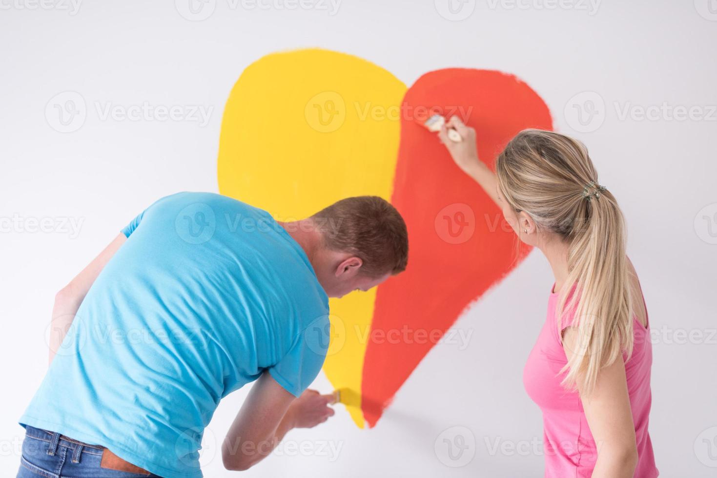 par är målning en hjärta på de vägg foto