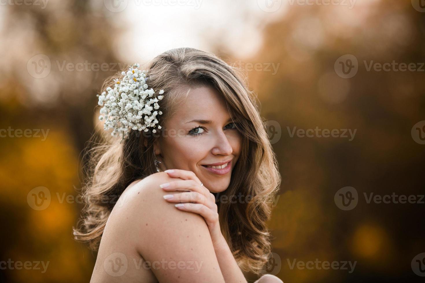 vacker brud på bröllopsdagen foto