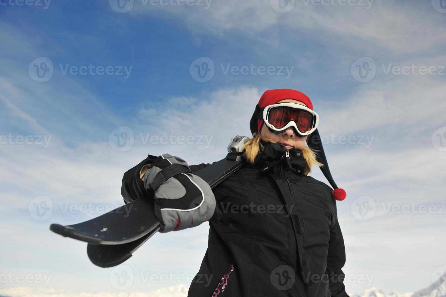 skidåkare på berg foto