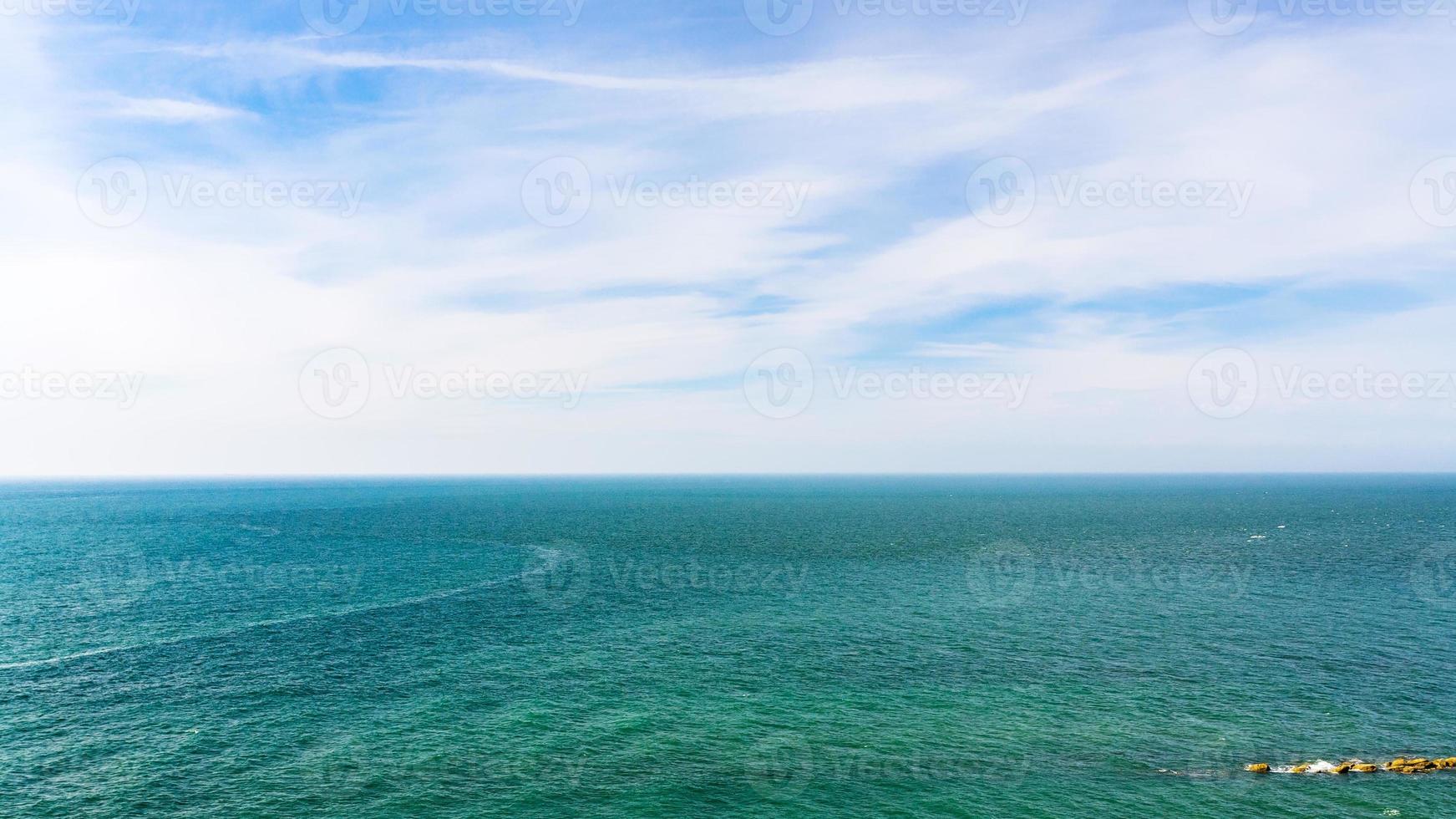 panorama- se engelsk kanal från keps gris-nez foto