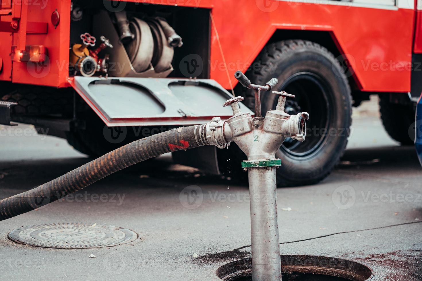 brand brandpost i använda sig av under en strukturera brand foto