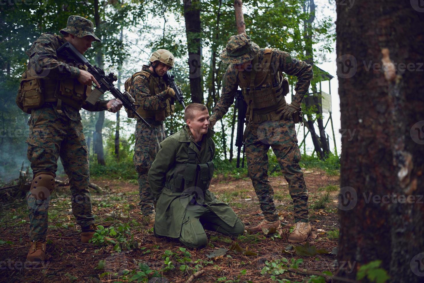 militär soldater i fält foto