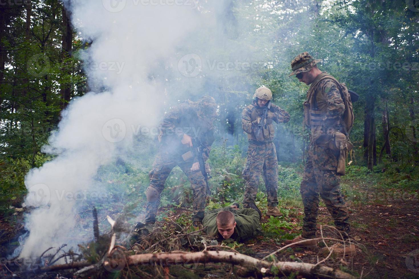 militär soldater i fält foto