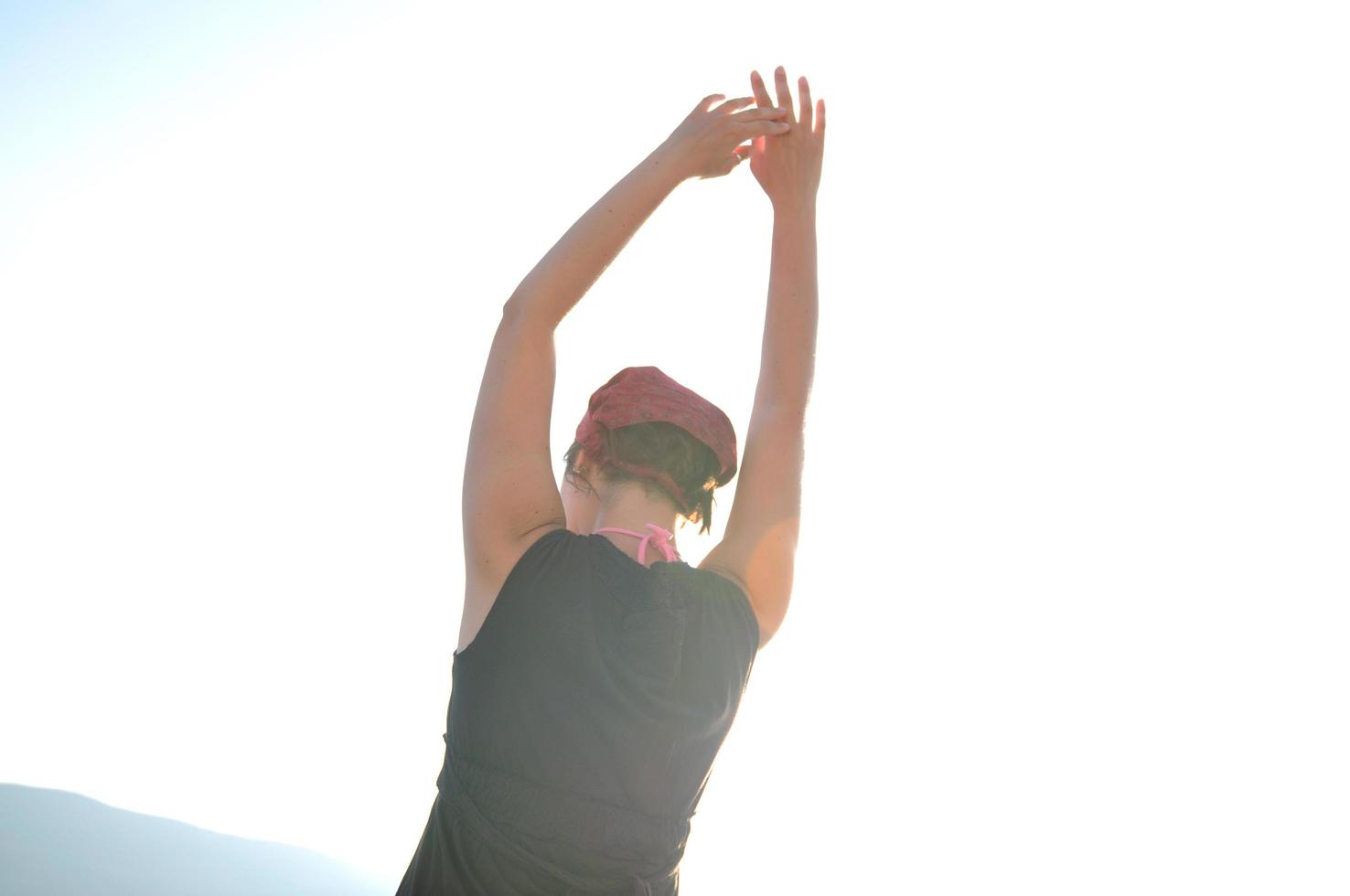 man stretching se foto