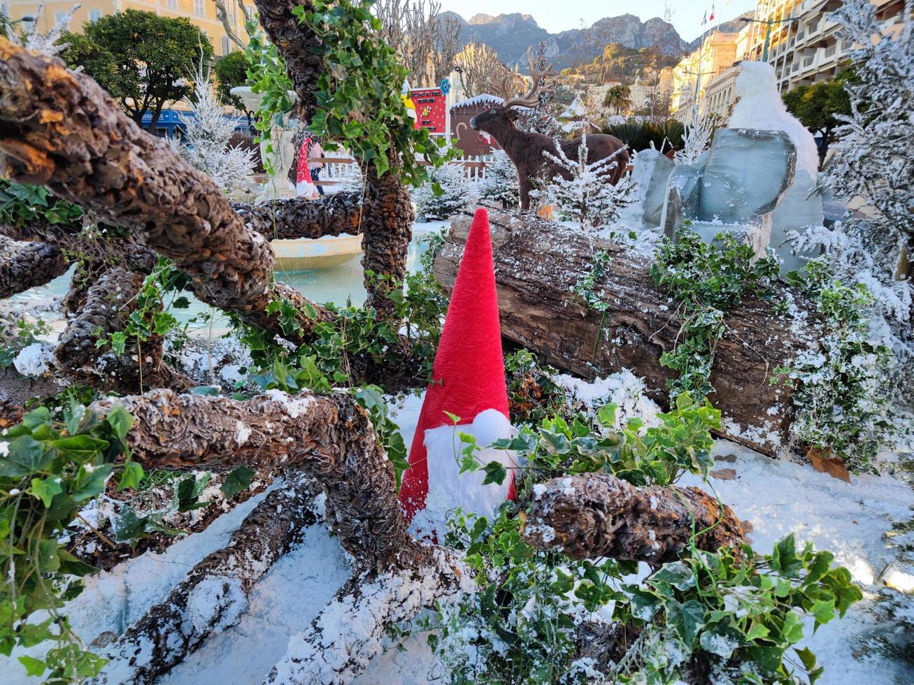 menton, Frankrike - december 11 2021 - santa by öppen för jul foto