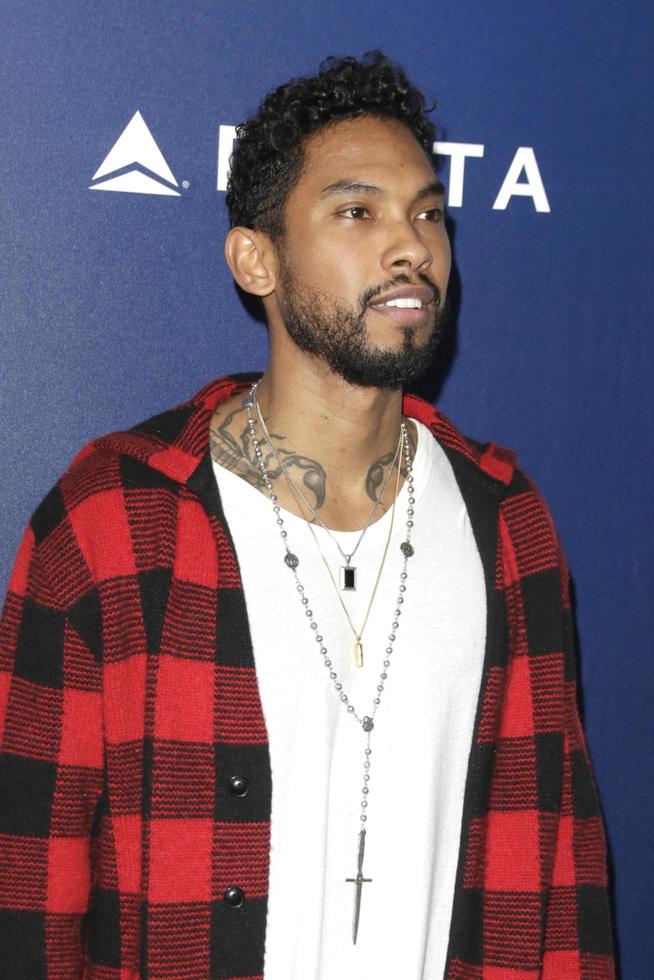 los angeles, 5 feb - miguel at the delta air lines skålar 2015 grammys på ett soho house den 5 februari 2015 i West Hollywood, ca. foto