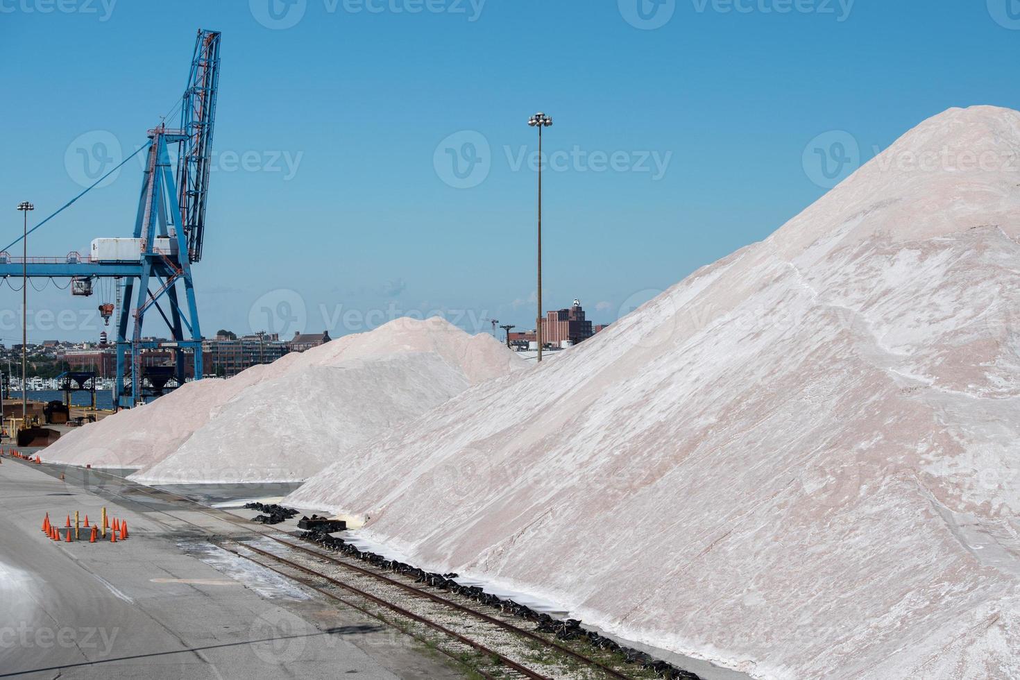 salt fabrik i USA på solig dag foto