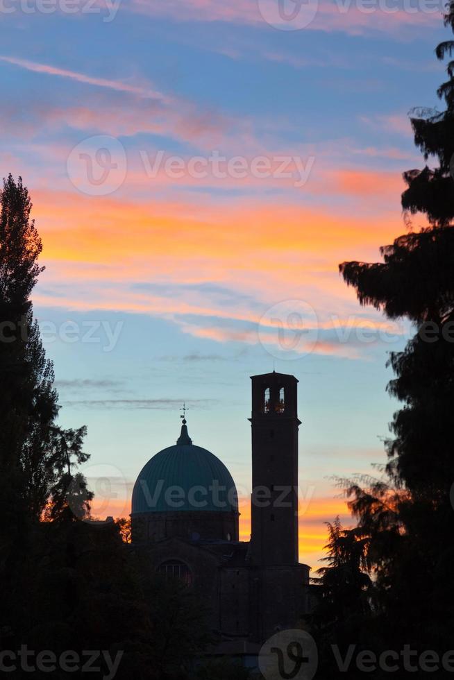 kupol basilika e scuola del karmin i padua foto