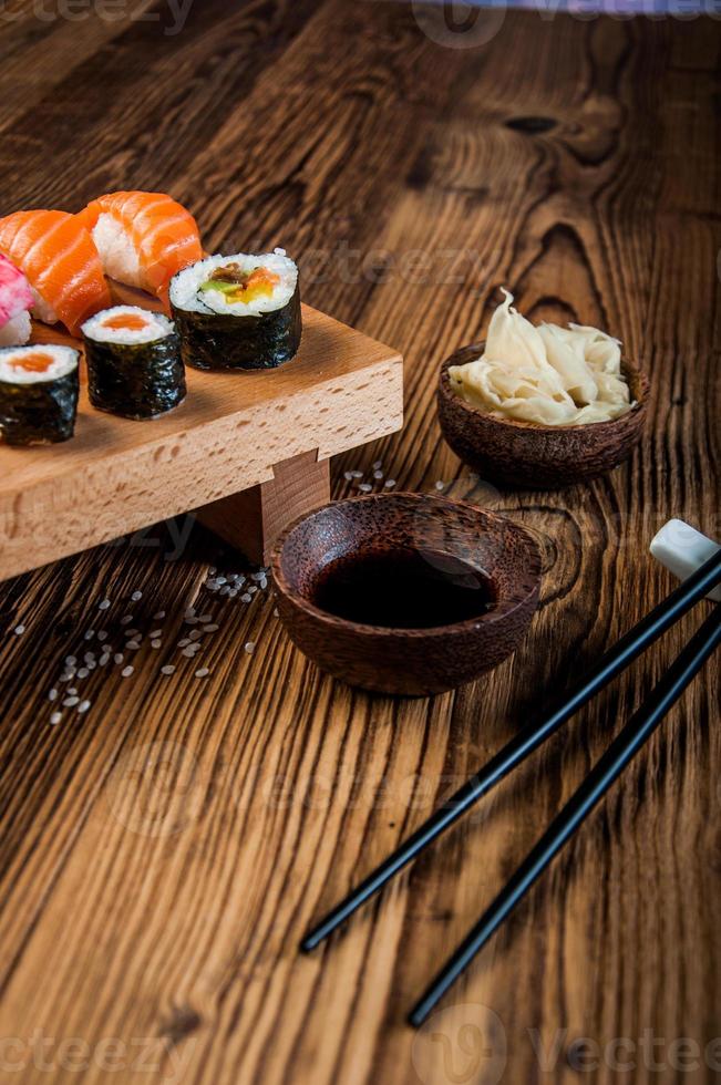 orientalisk japansk sushi foto