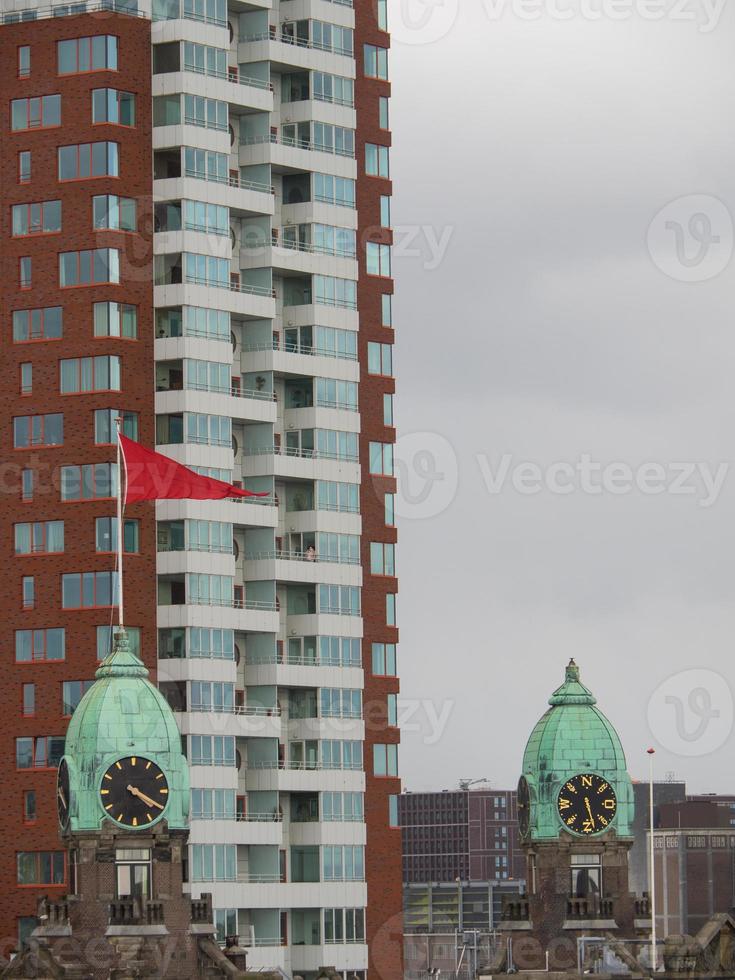 de dutch stad av rotterdam foto