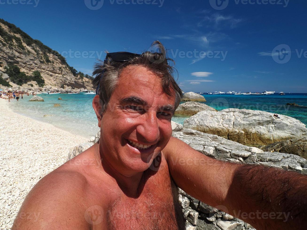 fiskmås bukt baia dei gabbiani strand sardinien se kristall vattnen foto