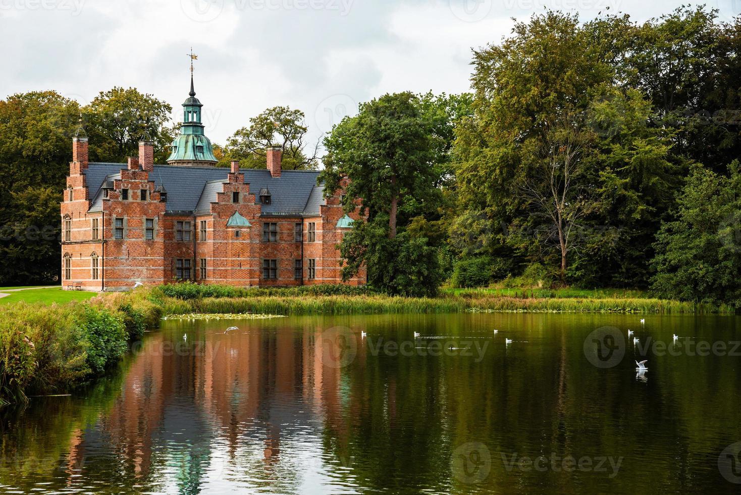 bad hus på frederiksborg spår parkera foto