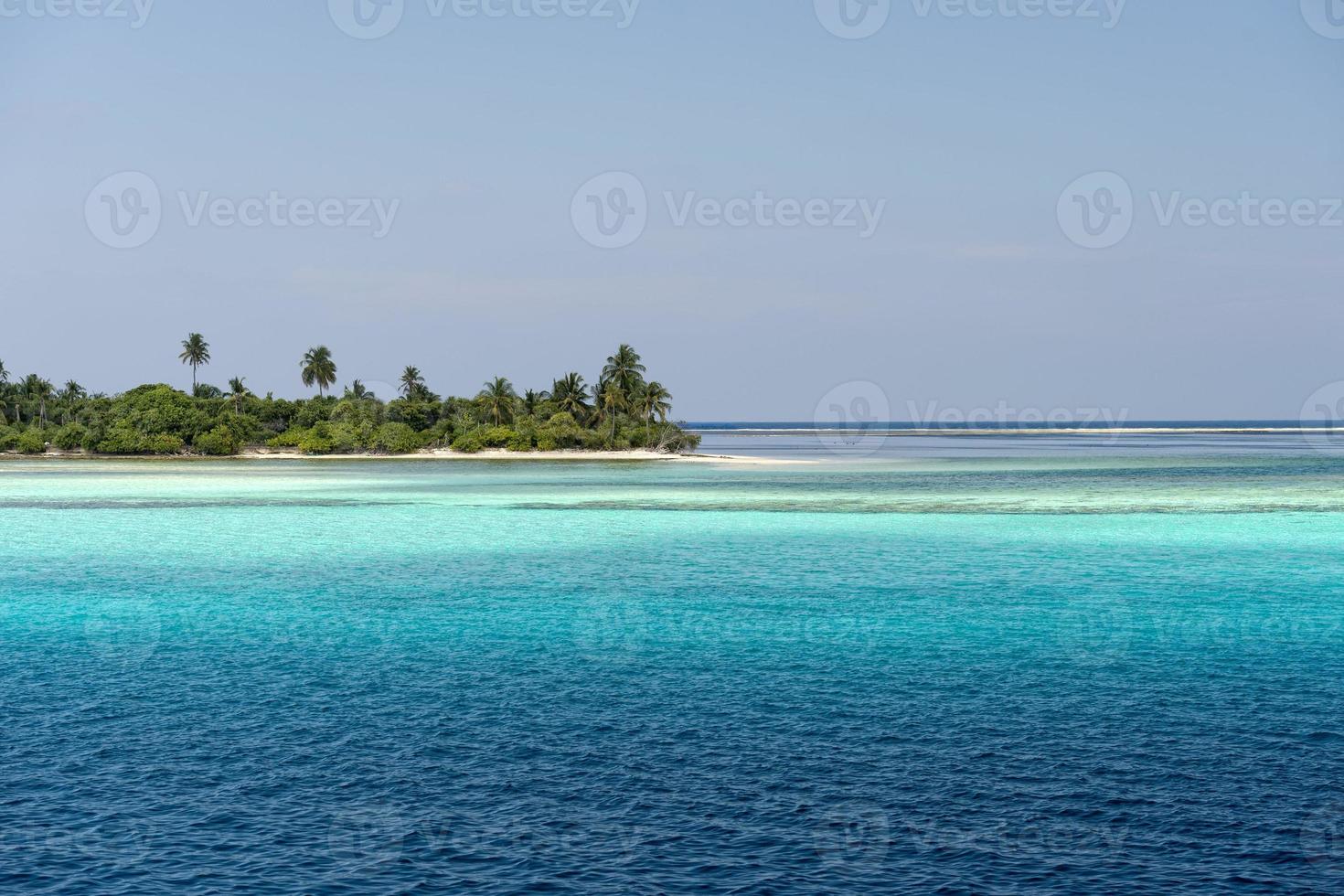 maldiverna tropisk paradis strand kristall vatten vit sand strand foto