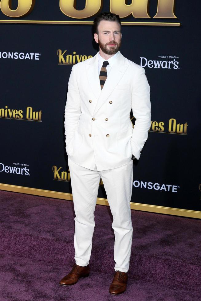 los angeles, nov 14 - Chris evans på de knivar ut premiär på by teater på november 14, 2019 i Westwood, ca foto