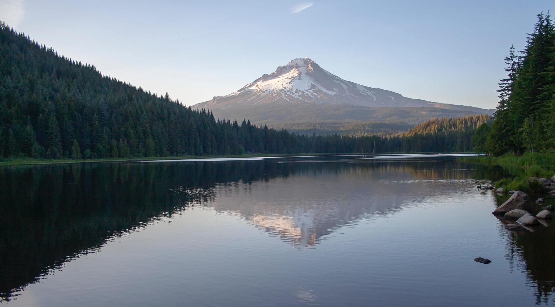 trilliumsjön Oregon foto