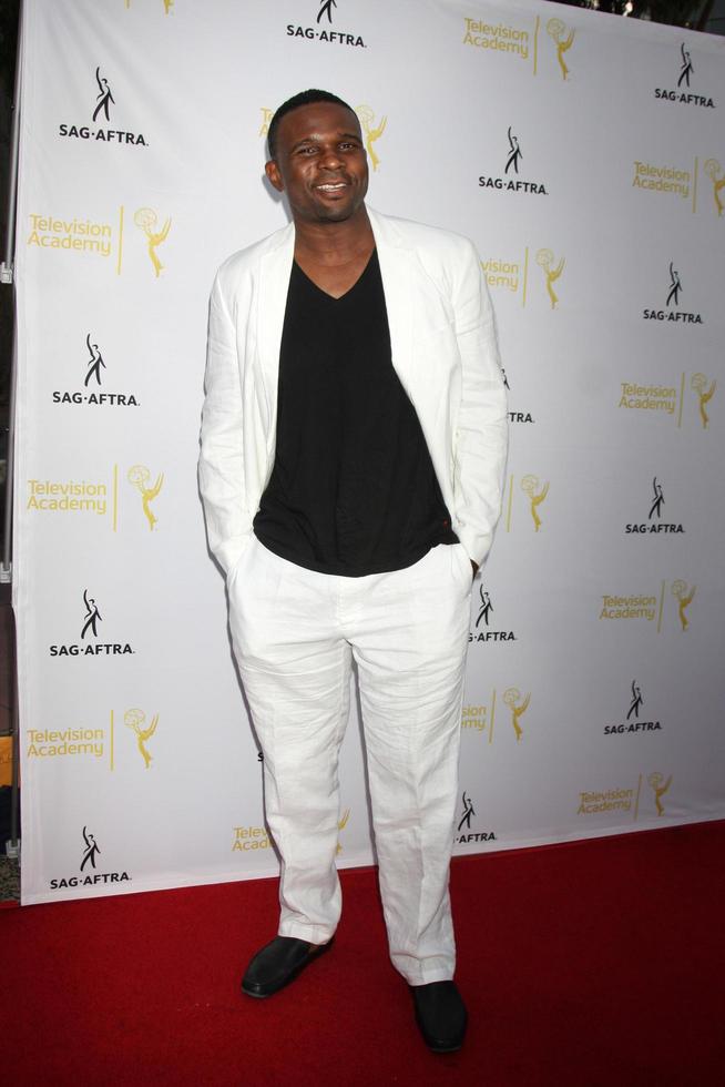 los angeles, aug 12 - darius mccrary på de dynamisk och olika - en 66: e emmy utmärkelser firande av mångfald händelse på tv akademi på augusti 12, 2014 i norr hollywood, ca foto