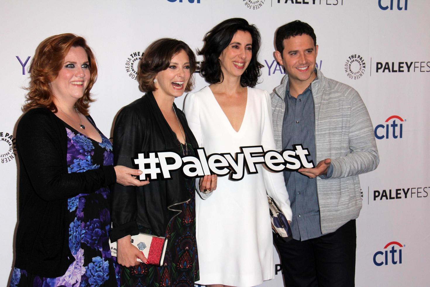 los angeles, sep 14 - donna lynne champlin, rachel blomma, aline borste mckenna, santino fontana på de paleyfest 2015 falla TV förhandsvisning, galen ex flickvän på de paley Centrum för media på september 14, 2015 i beverly kullar, ca foto