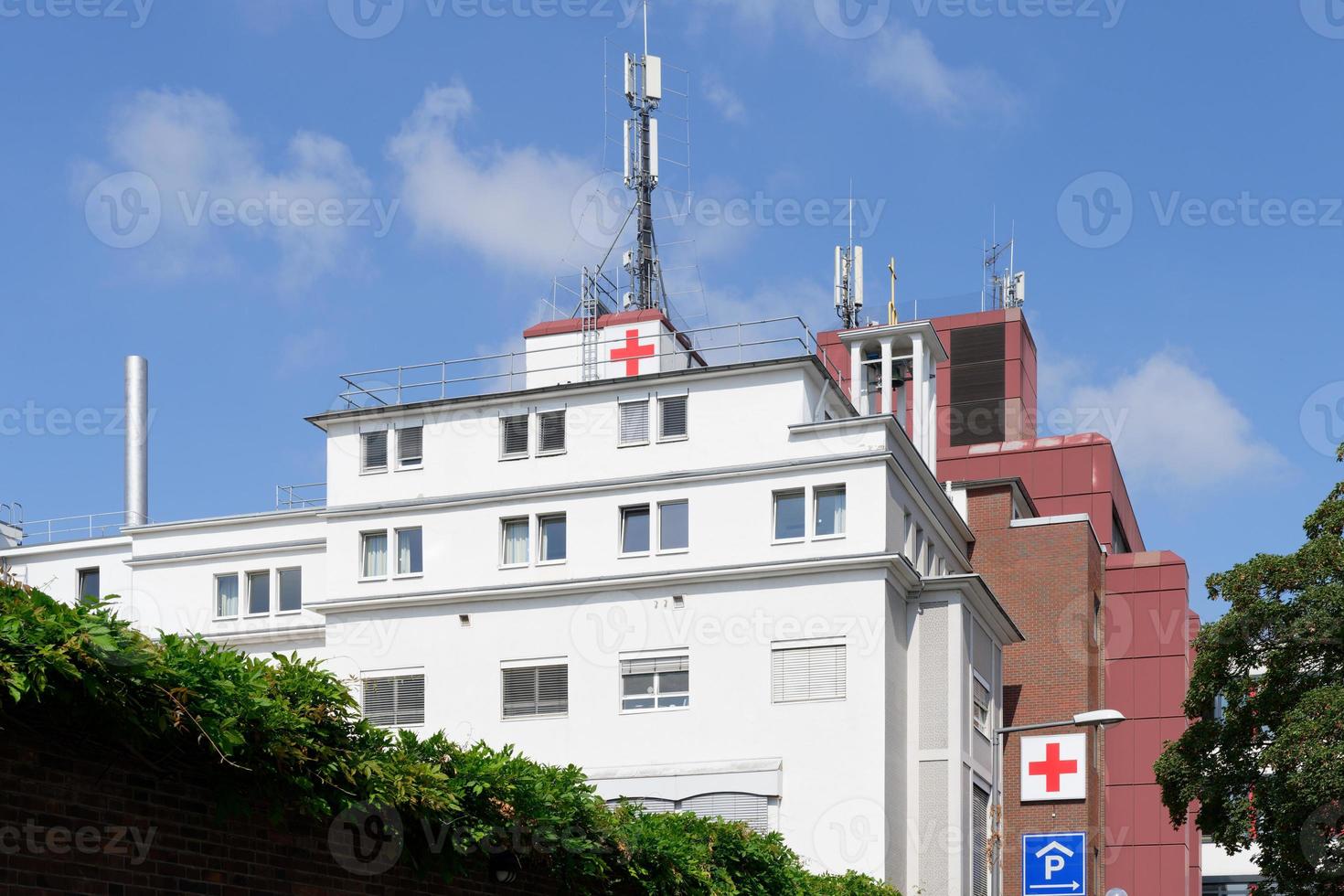 exteriör se av de st franziskus sjukhus i cologne ehrenfeld foto