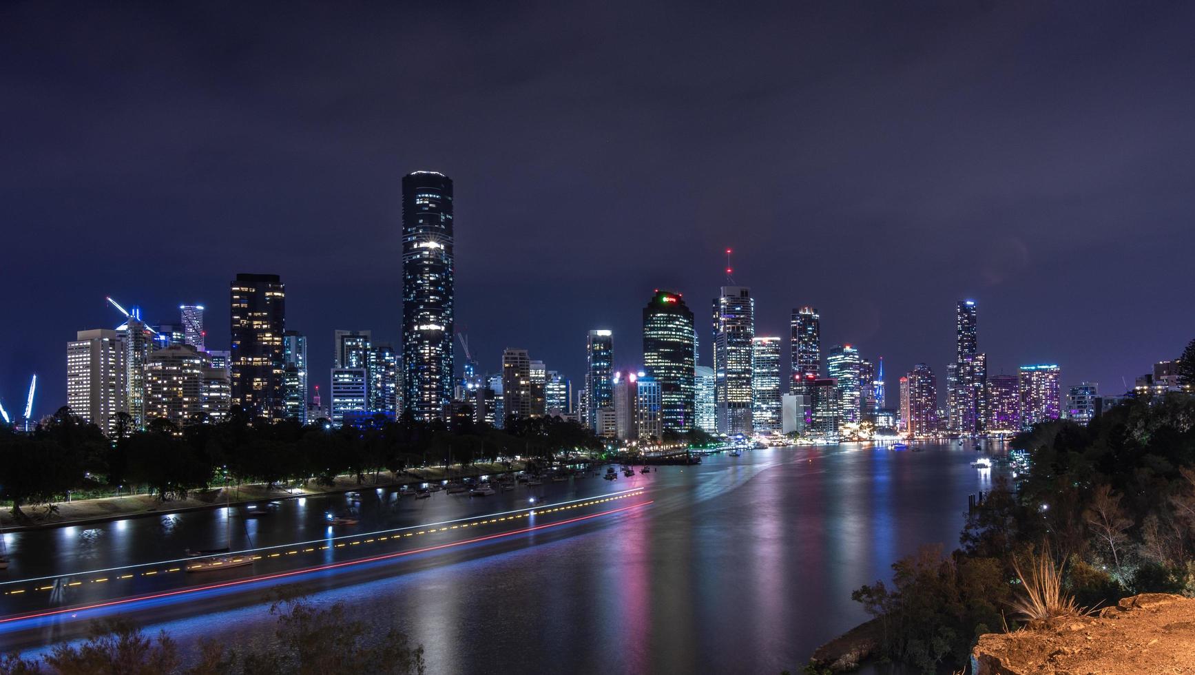 brisbane horisont på natten foto