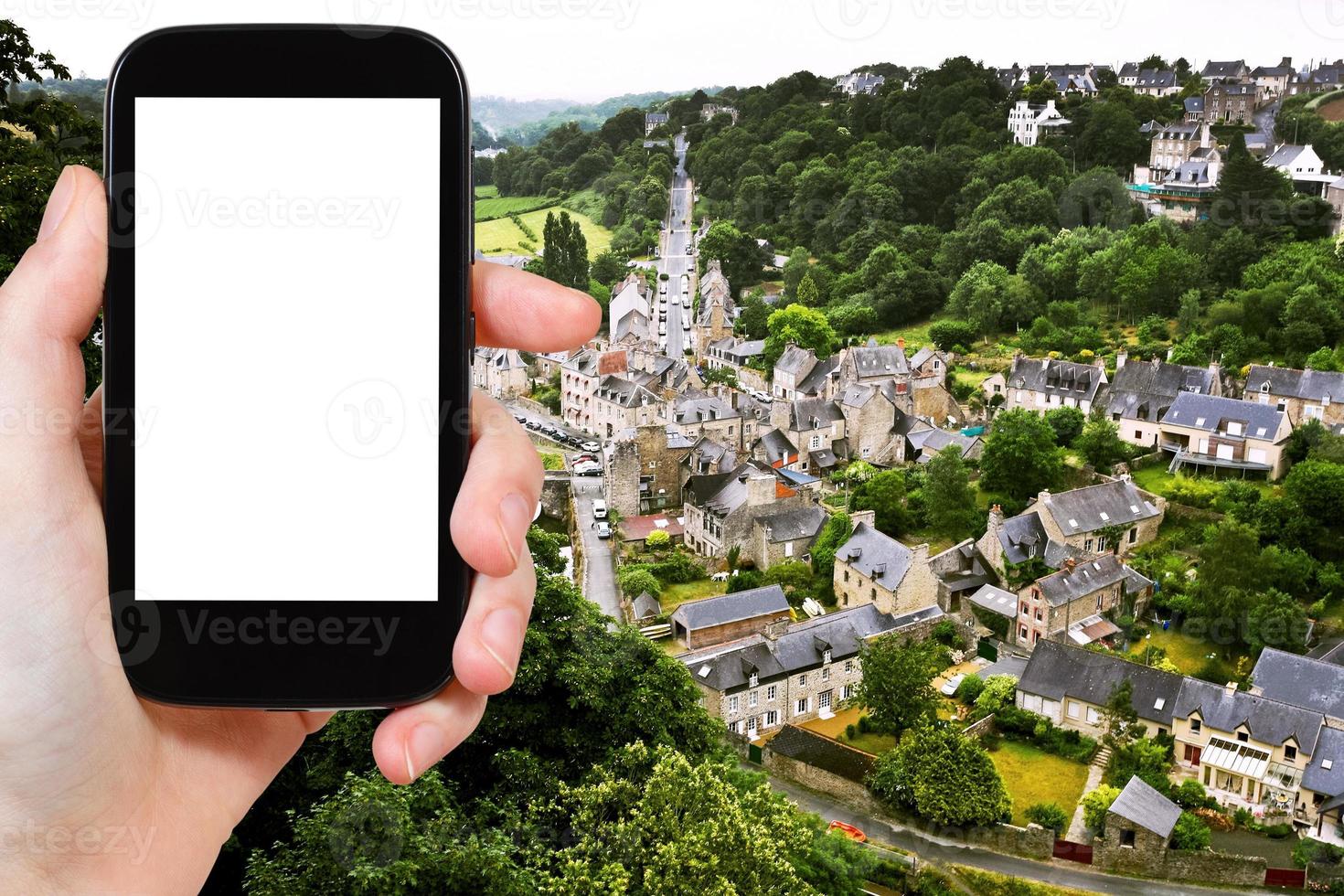 turist fotografier av stad dinan, Frankrike foto