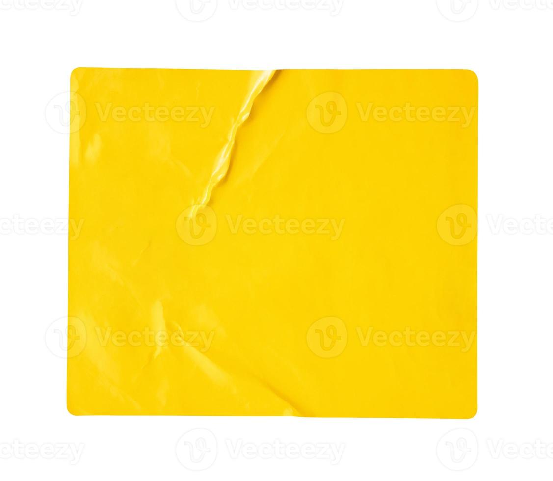 tom gul papper klistermärke märka isolerat på vit bakgrund foto