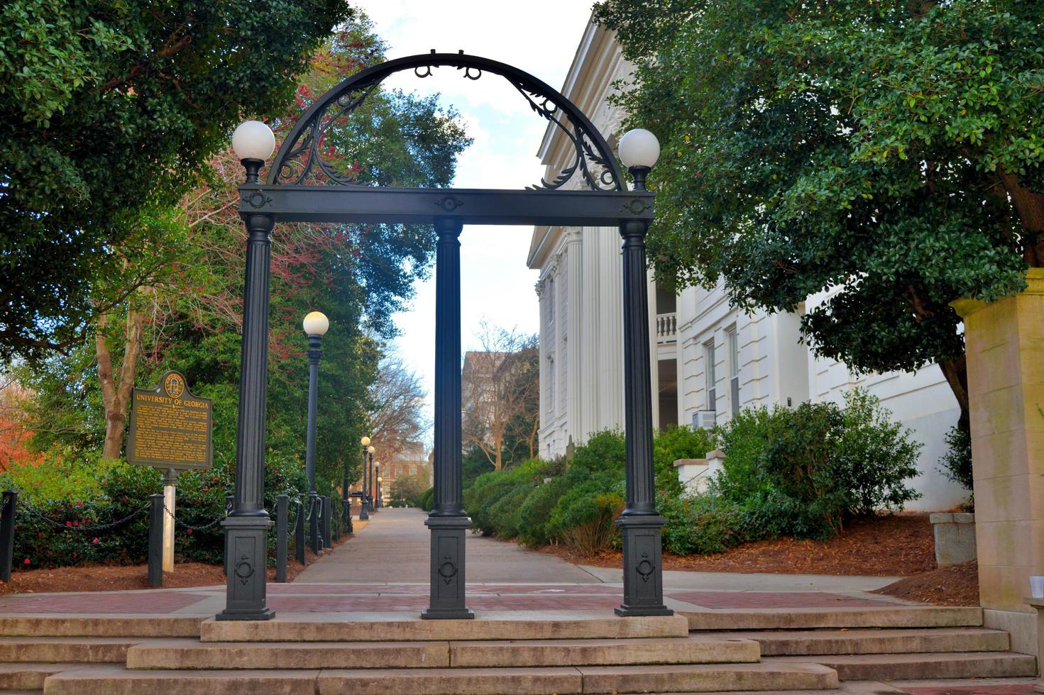 ingången till Georgiens universitet foto