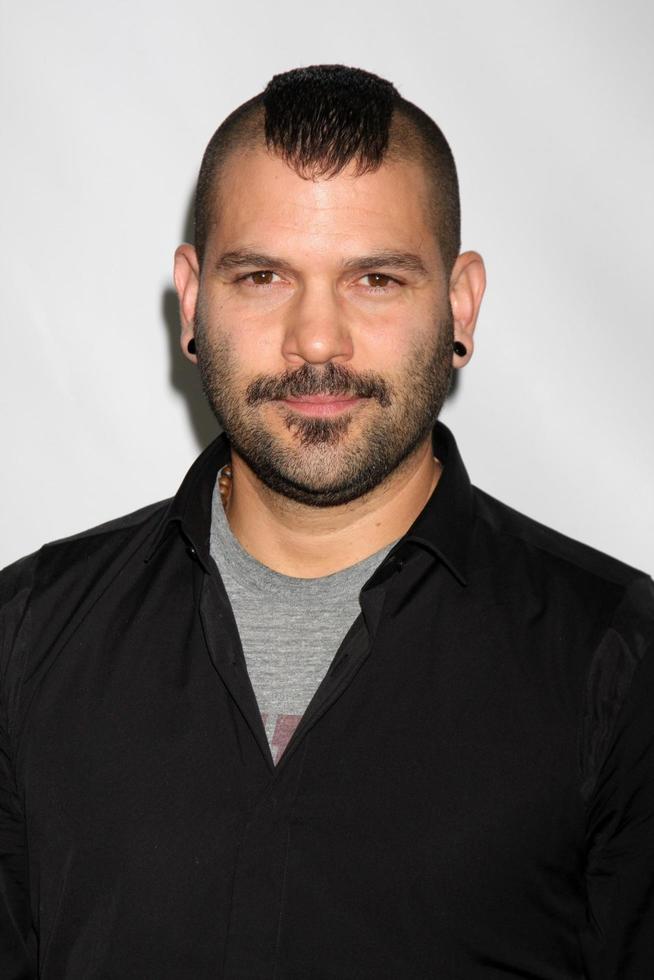 los angeles - jan 10 - guillermo diaz ankommer på de ABC tca fest vinter- 2012 på langham Huntington hotell på januari 10, 2012 i pasadena, ca foto