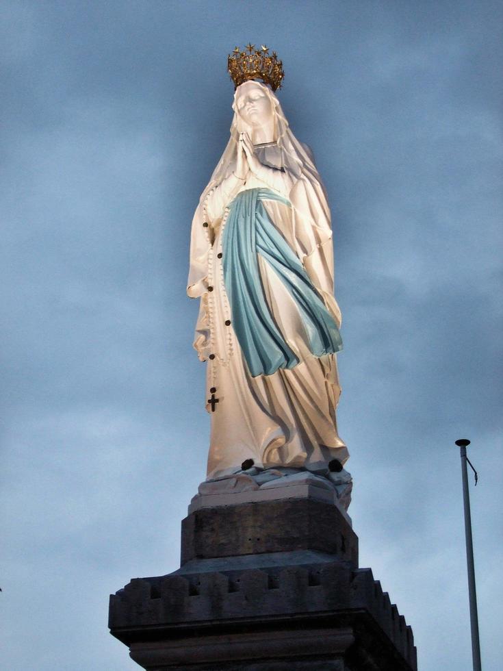 utsikt över lourdes i Frankrike foto