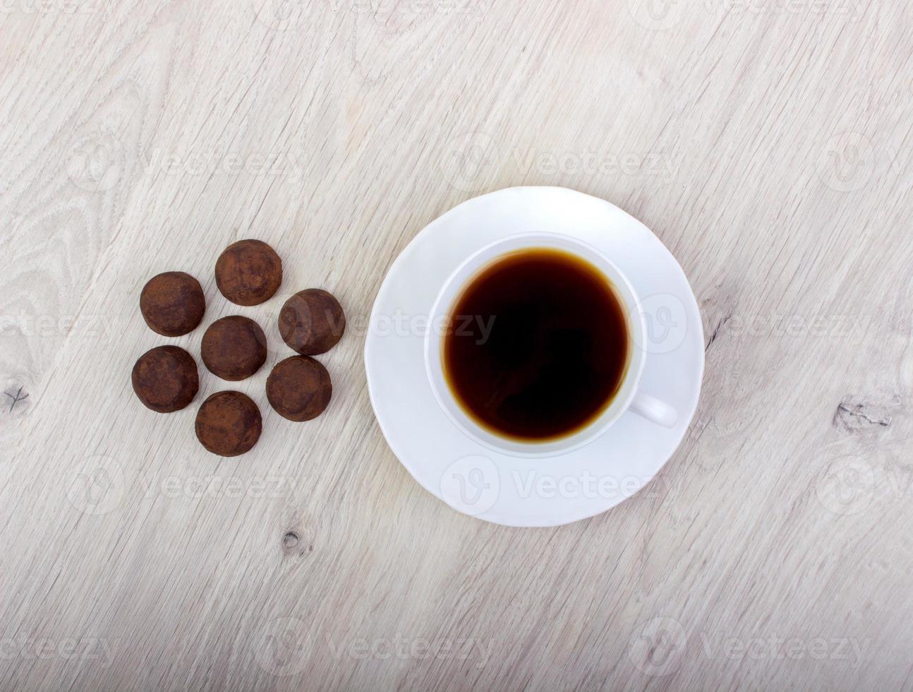 efterrätt tryffel kakao och kaffe kopp foto