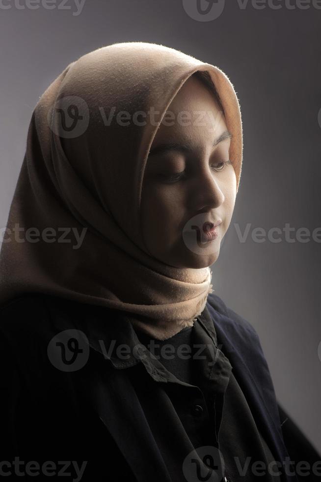 asiatisk muslim kvinna porträtt foto