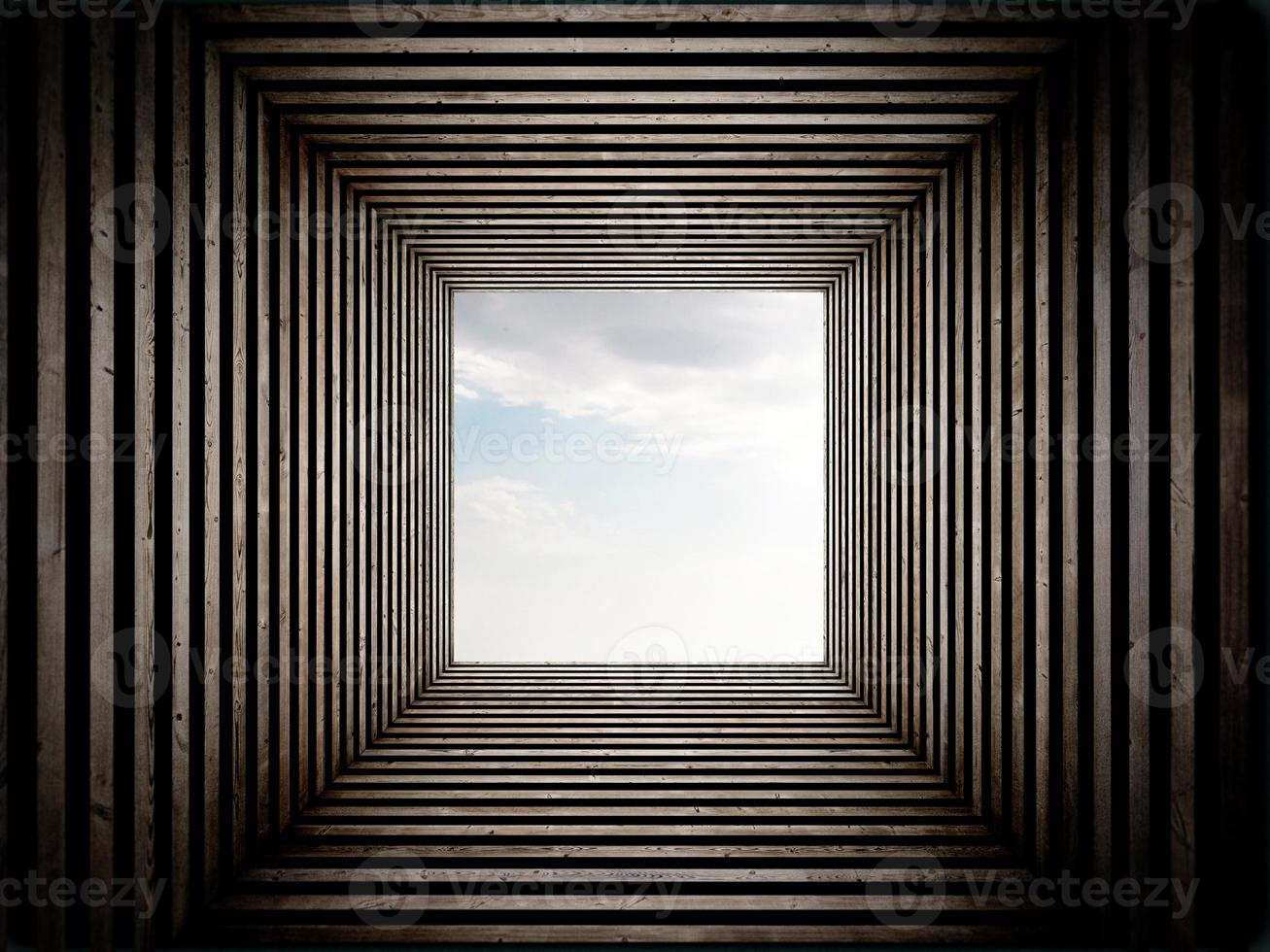 tunnel endeing sky view foto