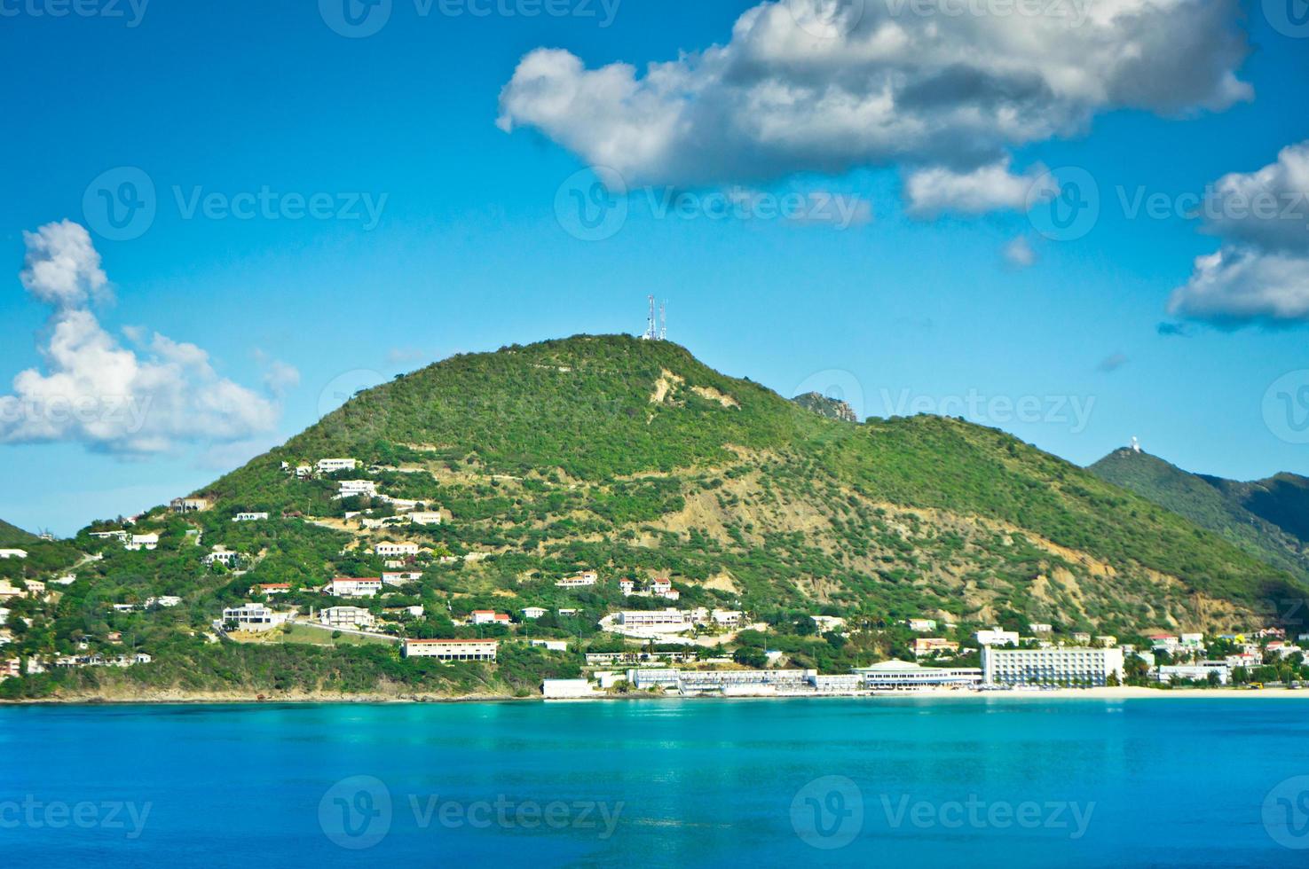panorama av philipsburg, saint martin, karibiska islan foto