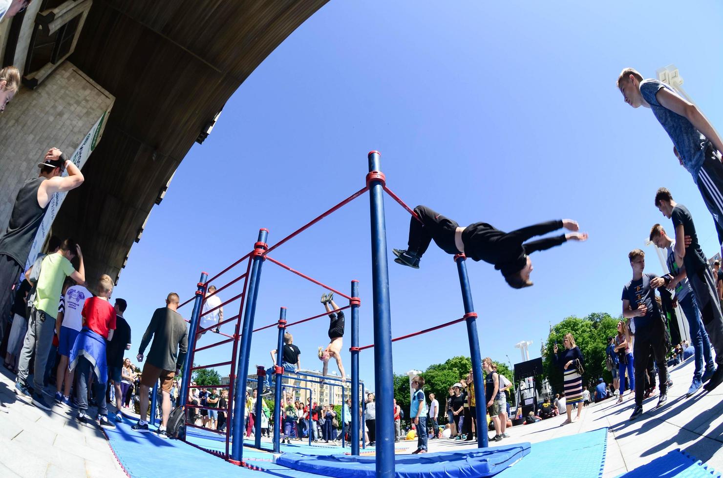 kharkiv, ukraina - 27 Maj, 2018 gata träna visa under de årlig festival av gata kulturer foto