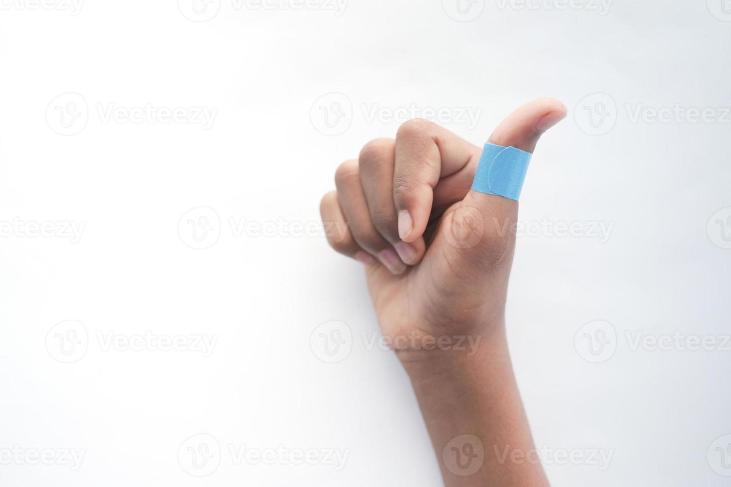 blå färg självhäftande bandage till hands foto