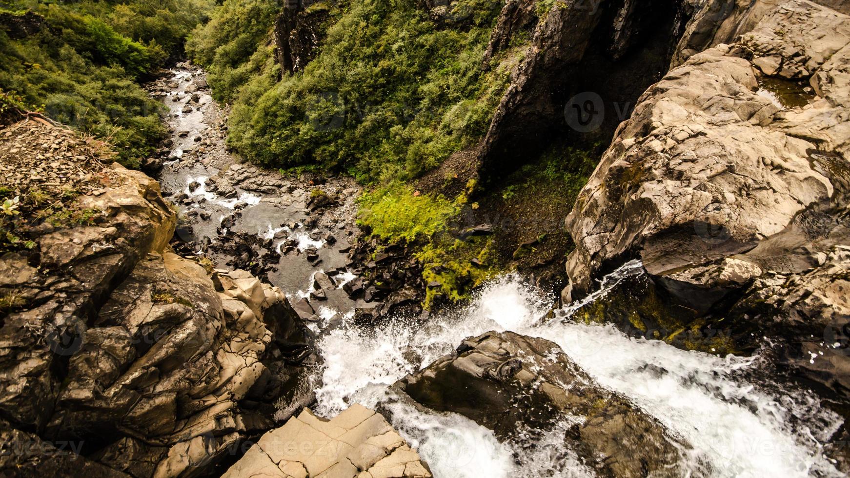 svartifoss vattenfall - island foto