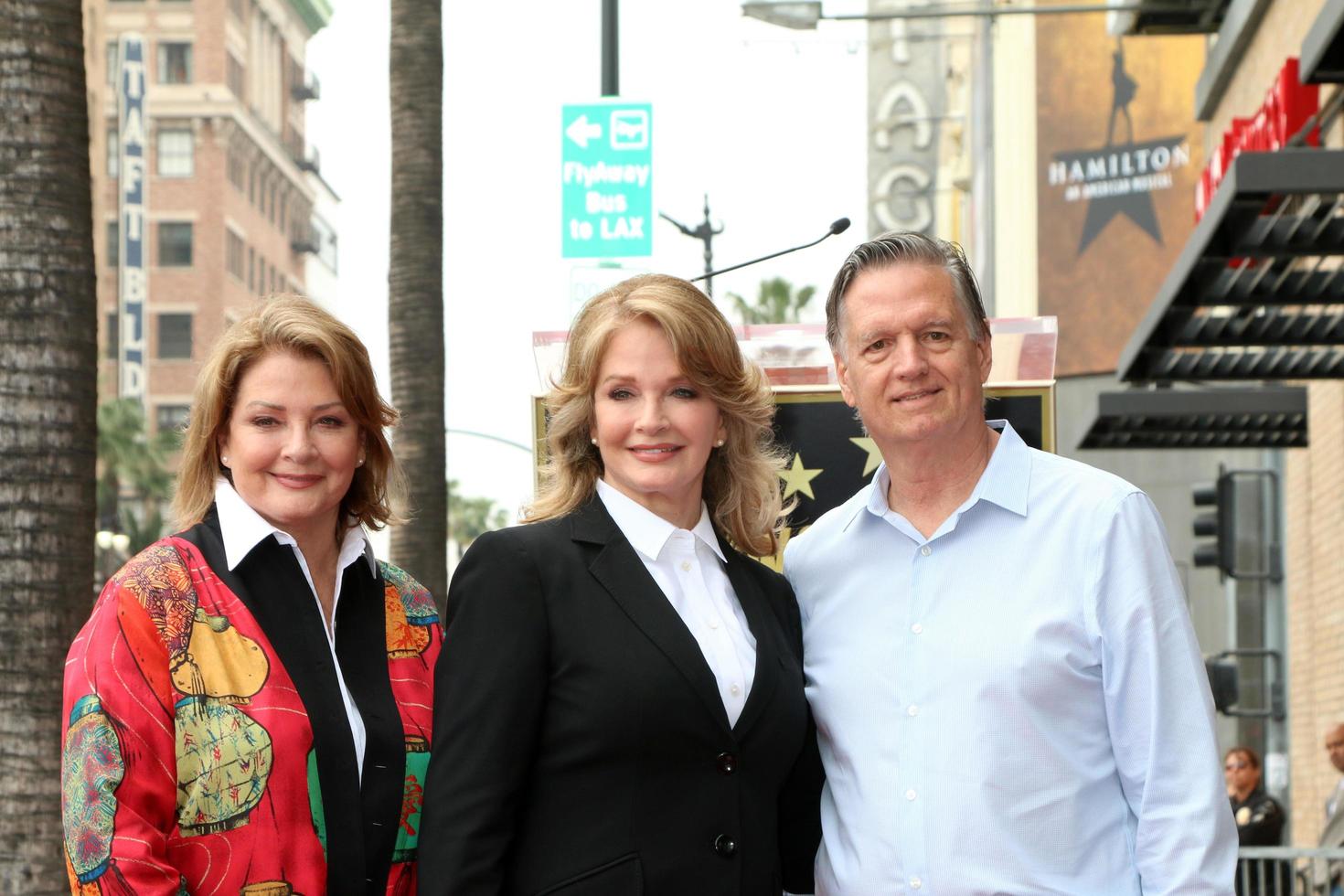 los angeles, Maj 19 - andrea hall gengler, deidre hall, räkningen hall på de deidre hall hollywood promenad av berömmelse ceremoni på hollywood blvd på Maj 19, 2016 i los angeles, ca foto