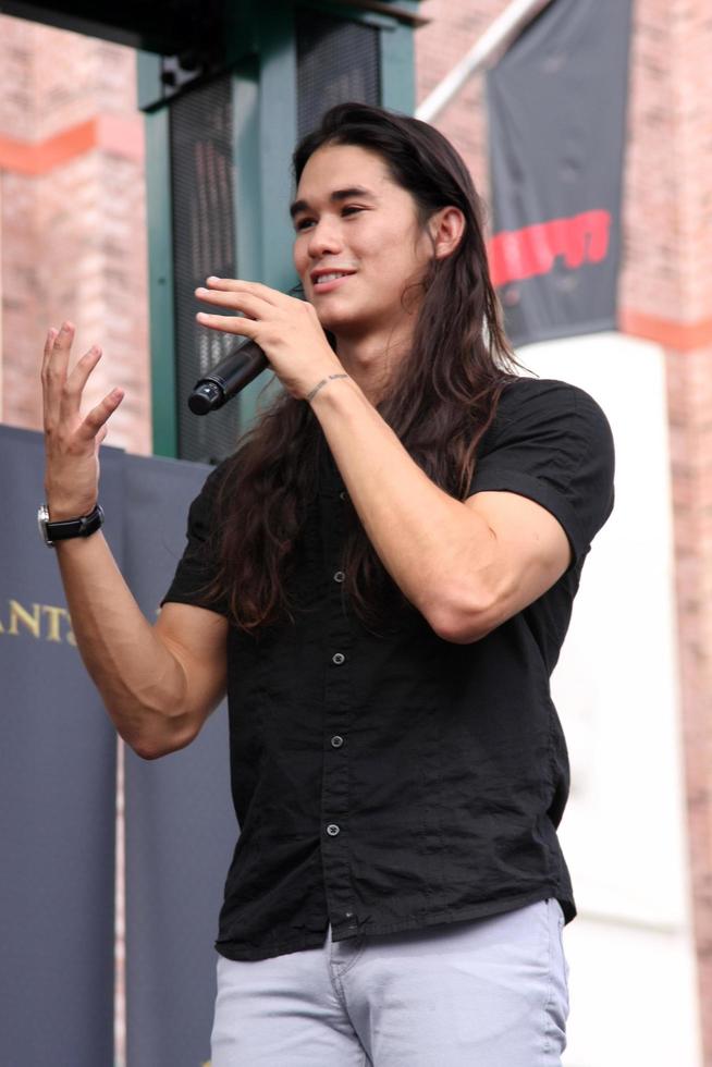 los angeles, okt 17 - booboo stewart på de stjärnor av ättlingar personlig utseende på de stadens centrum disney på oktober 17, 2015 i Anaheim, ca foto