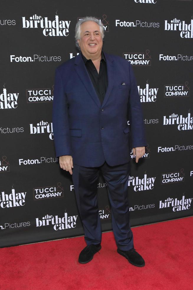 los angeles, jun 16 - nick vallelonga på de födelsedag kaka la premiär på de bra konst teater på juni 16, 2021 i beverly kullar, ca foto