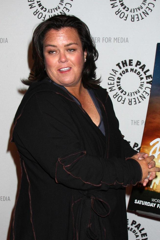 rosie o donnell anländer på de Amerika undersökning händelse, en livstid film, på de paley Centrum för media i beverly kullar, ca på februari 24, 2009 foto